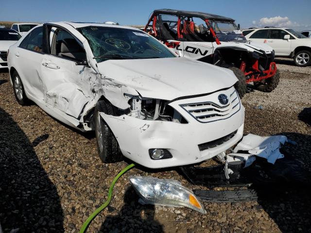 4T1BF3EK2BU638311 - 2011 TOYOTA CAMRY BASE WHITE photo 1