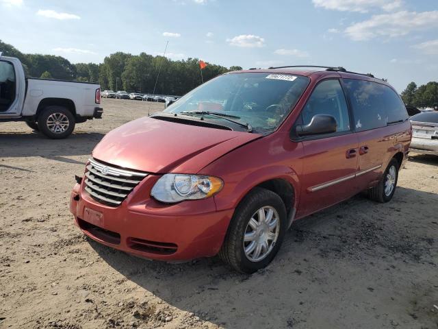 2C4GP54L65R583800 - 2005 CHRYSLER TOWN & COU RED photo 2