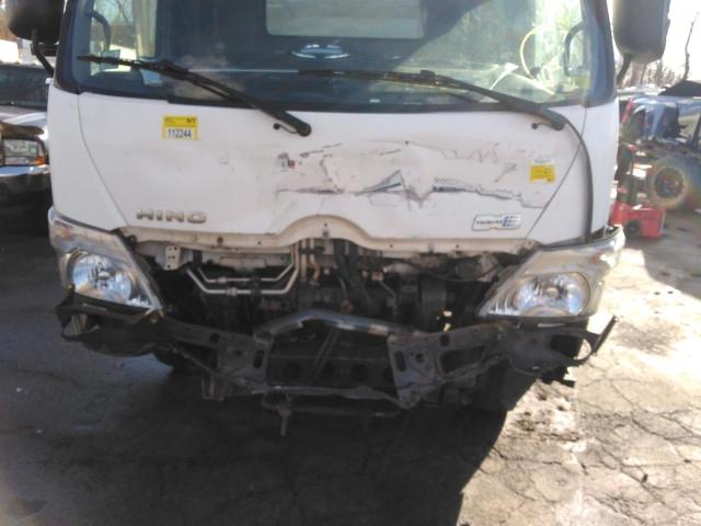 JHHRPM2H5EK001067 - 2014 HINO 195 WHITE photo 9