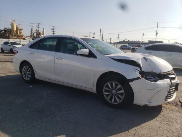 4T1BF1FK3GU264673 - 2016 TOYOTA CAMRY LE WHITE photo 1