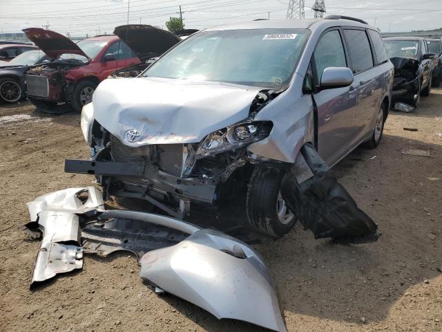 5TDKK3DC0CS235590 - 2012 TOYOTA SIENNA LE SILVER photo 2