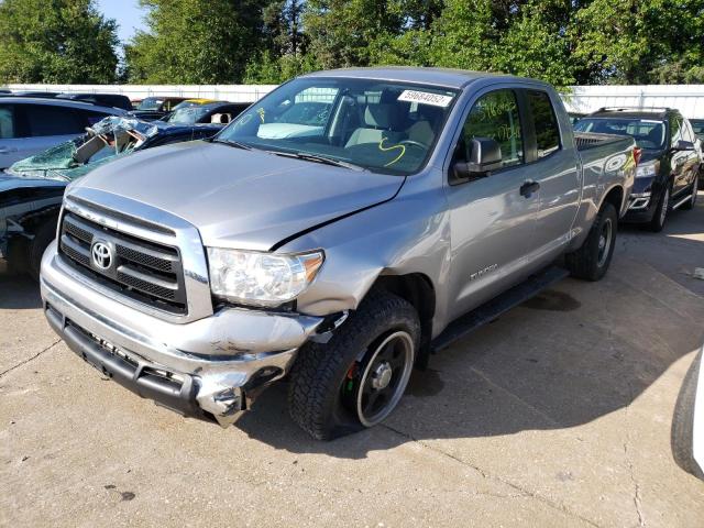 5TFUM5F19DX044613 - 2013 TOYOTA TUNDRA SR SILVER photo 2