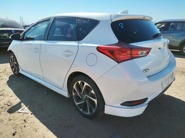 JTNKARJE4JJ573785 - 2018 TOYOTA COROLLA IM WHITE photo 3