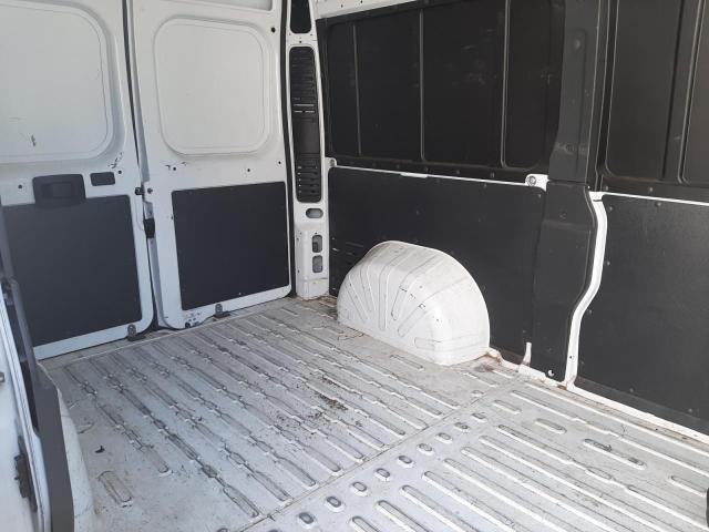 3C6TRVCG0KE539504 - 2019 RAM PROMASTER 白色 照片 6