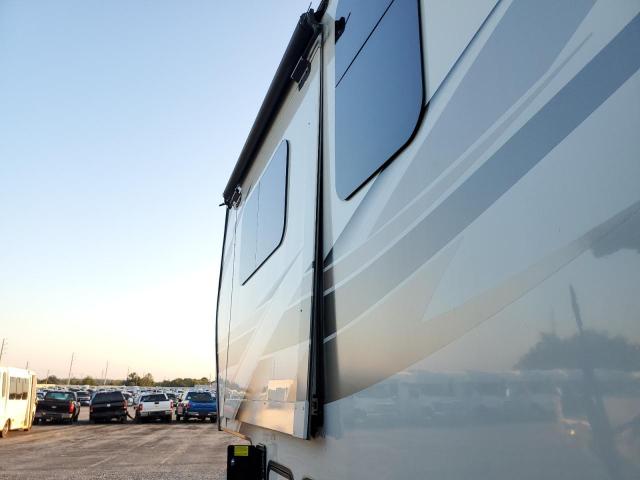 4YDF37624L4700004 - 2020 KEYSTONE MONTANA CREAM photo 8