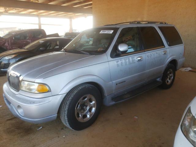 5LMEU27A9YLJ33363 - 2000 LINCOLN NAVIGATOR 银色 照片 2