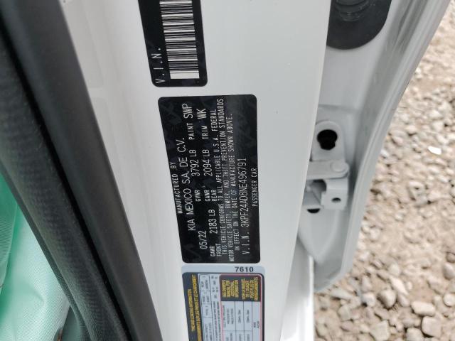 3KPF24AD8NE496791 - 2022 KIA FORTE FE WHITE photo 10