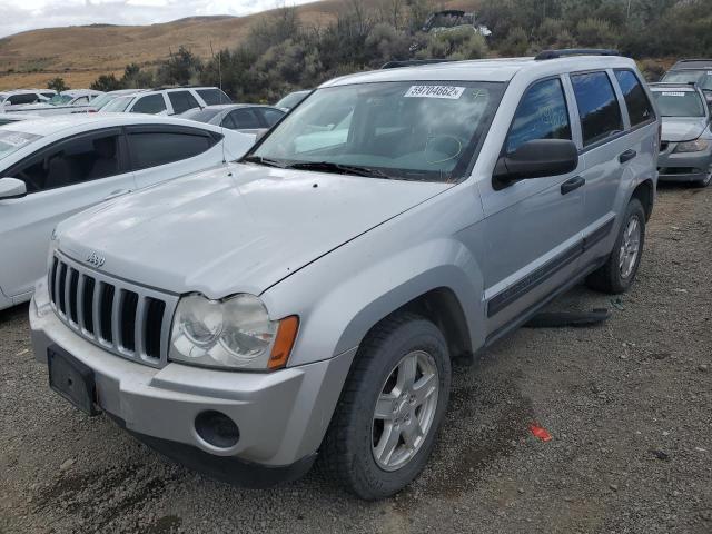 1J4GR48K95C663679 - 2005 JEEP GRAND CHER SILVER photo 2