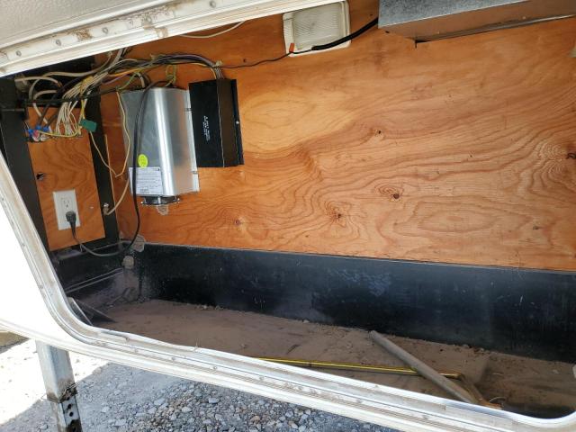 16F62C3N7T1011847 - 1996 CARR CAMPER TRL BEIGE photo 8