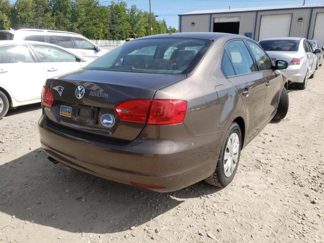 3VW2K7AJXEM325694 - 2014 VOLKSWAGEN JETTA BASE 棕色 照片 4