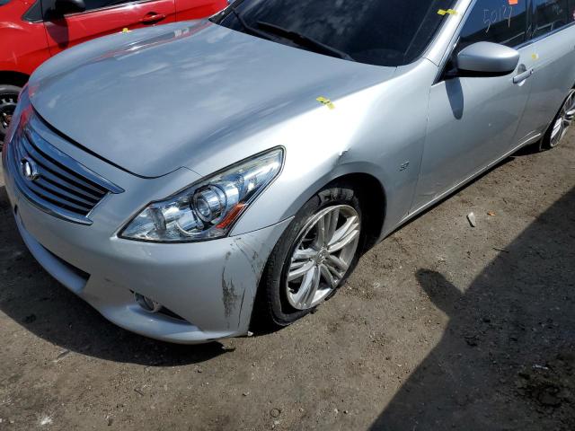 JN1CV6APXFM503391 - 2015 INFINITI Q40 SILVER photo 9