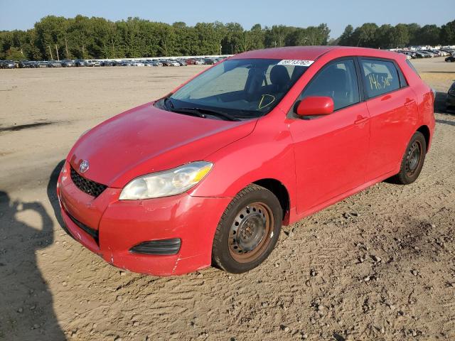 2T1KU4EE5AC252648 - 2010 TOYOTA MATRIX RED photo 2