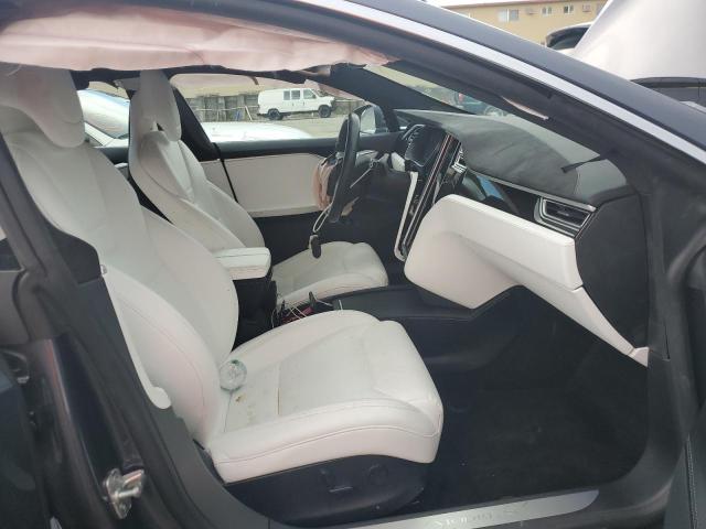 5YJSA1E14HF191870 - 2017 TESLA MODEL S ნაცრისფერი ფოტო 5