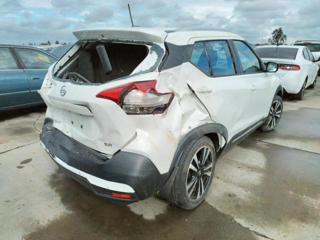 3N1CP5CU7KL470555 - 2019 NISSAN KICKS S WHITE photo 4