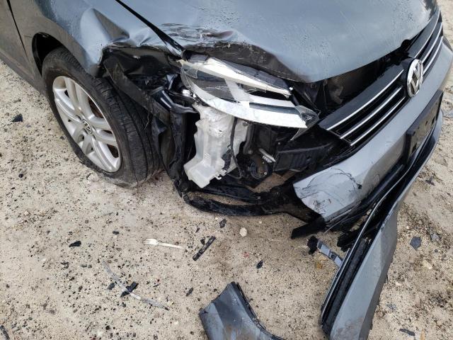 3VW2K7AJ9FM241769 - 2015 VOLKSWAGEN JETTA BASE GRAY photo 9