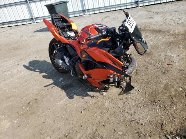 JKAEXEJ19HDA02160 - 2017 KAWASAKI EX650 J ნარინჯისფერი ფოტო 1