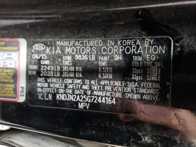 KNDJN2A25G7244164 - 2016 KIA SOUL BLACK photo 10