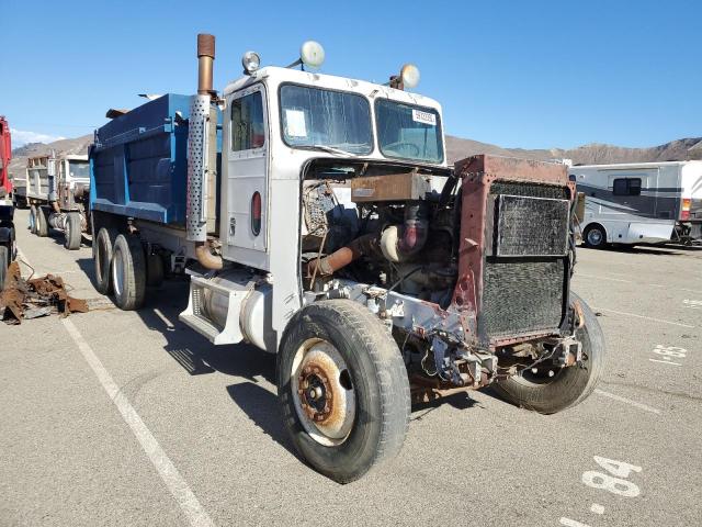 CB113HP104693 - 1975 FREIGHTLINER ALL MODELS TWO TONE photo 1