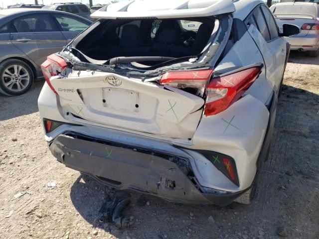 NMTKHMBX8JR051780 - 2018 TOYOTA C-HR XLE WHITE photo 9