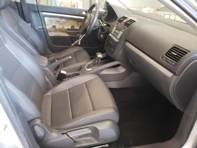 3VWEF71K47M081537 - 2007 VOLKSWAGEN JETTA WOLF 银色 照片 5