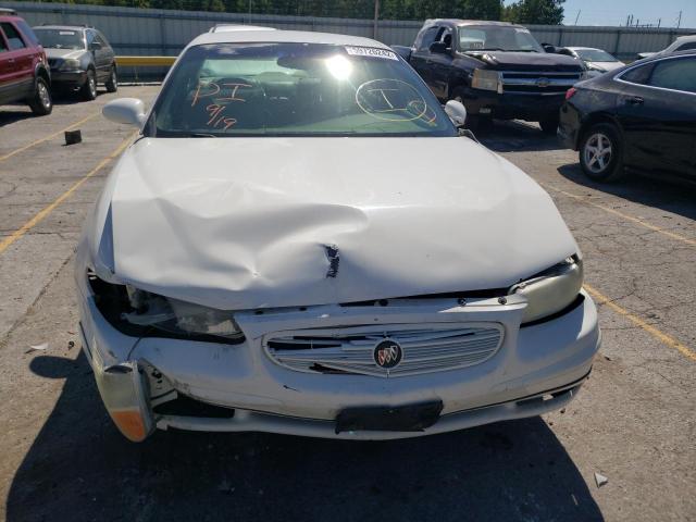 2G4WB55K121108447 - 2002 BUICK REGAL WHITE photo 9