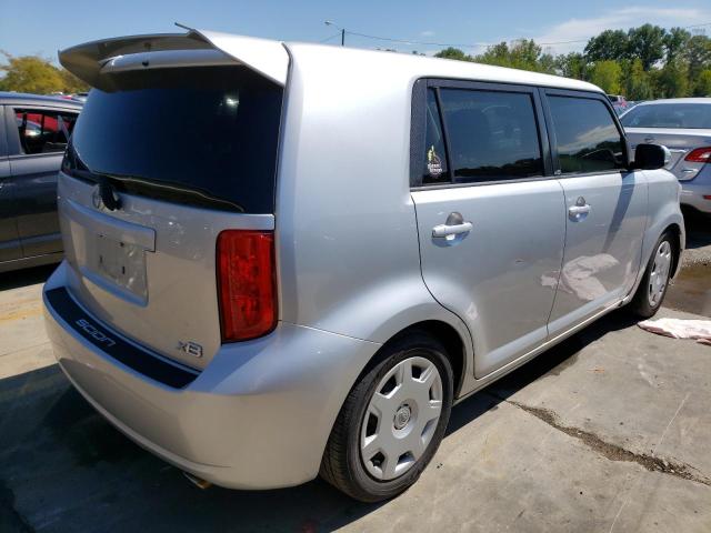 JTLKE50E081010850 - 2008 TOYOTA SCION XB SILVER photo 4