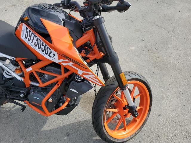 MD2JPJ406HC240707 - 2017 KTM 390 DUKE ORANGE photo 10