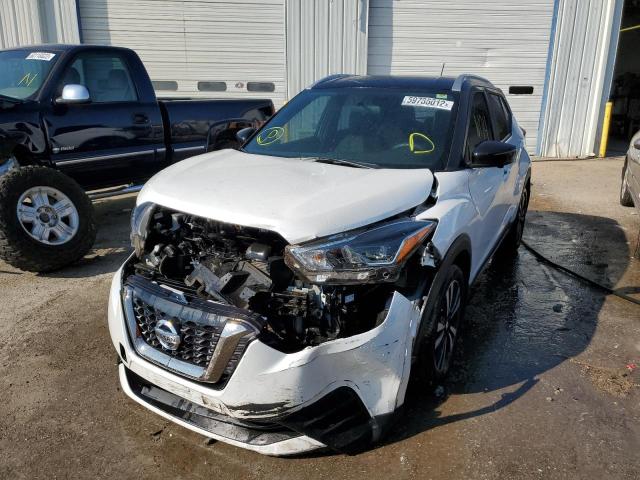 3N1CP5CU4KL528248 - 2019 NISSAN KICKS S WHITE photo 2