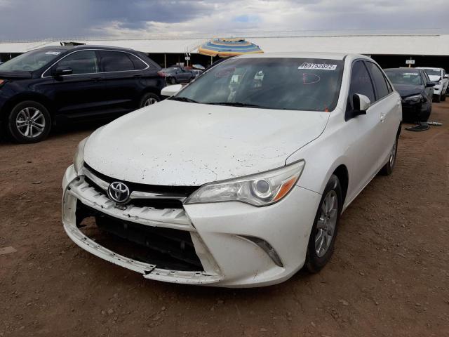 4T1BF1FK2FU048134 - 2015 TOYOTA CAMRY LE  photo 2