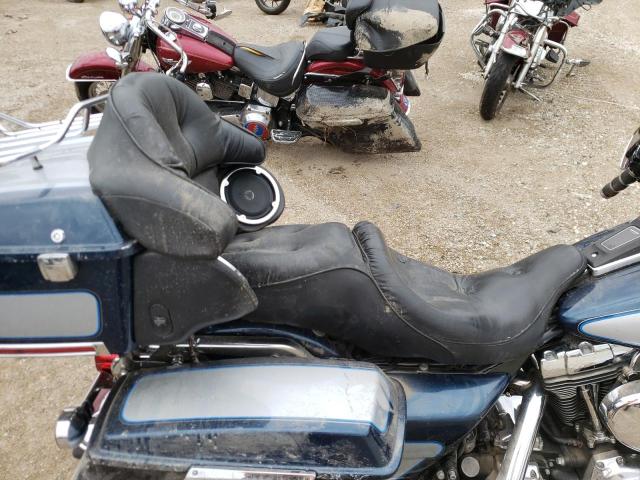 1HD1FCW161Y639795 - 2001 HARLEY-DAVIDSON FLHTCUI 双色 照片 6