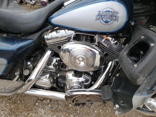 1HD1FCW161Y639795 - 2001 HARLEY-DAVIDSON FLHTCUI 双色 照片 7