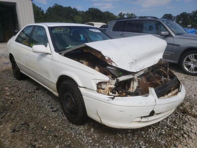 JT2BG22K0Y0490037 - 2000 TOYOTA CAMRY CE WHITE photo 1