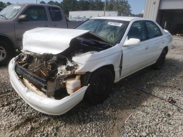 JT2BG22K0Y0490037 - 2000 TOYOTA CAMRY CE WHITE photo 2