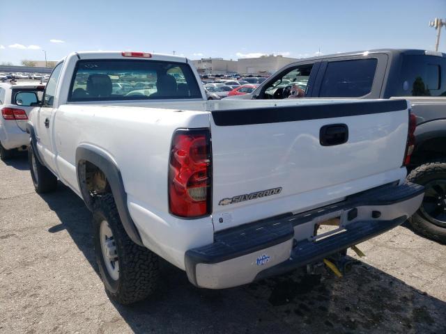 1GCHC24U36E151140 - 2006 CHEVROLET SILVERADO2 WHITE photo 3