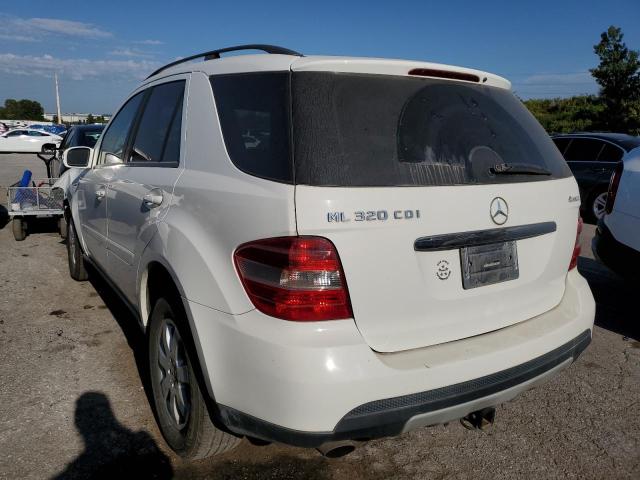 4JGBB22E47A265060 - 2007 MERCEDES-BENZ ML 320 CDI WHITE photo 3