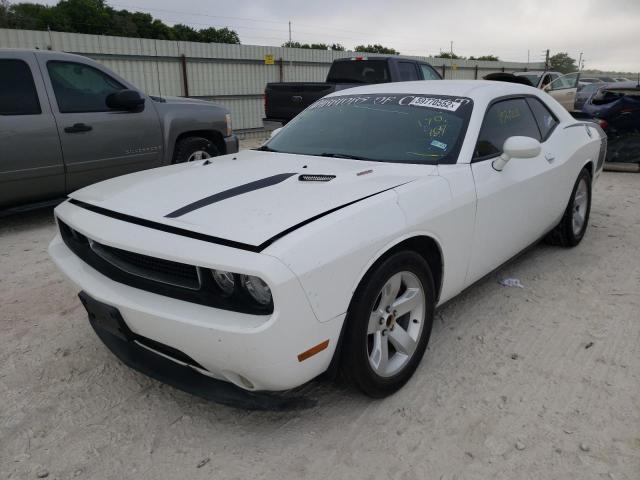 2C3CDYBT1CH170167 - 2012 DODGE CHALLENGER WHITE photo 2