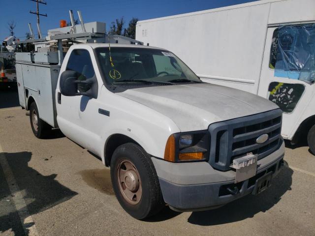 1FDSF30546EB15227 - 2006 FORD F350 SRW S WHITE photo 1