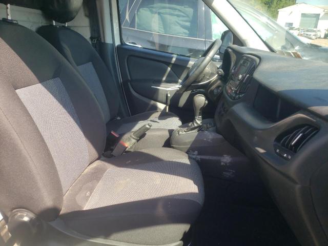 ZFBERFAT5G6B22213 - 2016 RAM PROMASTER 白色 照片 5