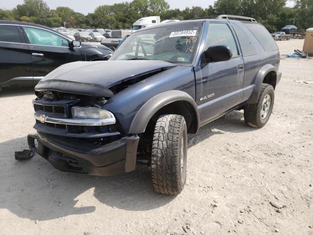 1GNCT18W6YK101280 - 2000 CHEVROLET BLAZER BLUE photo 2