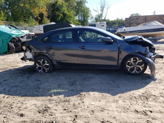 3KPF24AD9ME333517 - 2021 KIA FORTE FE GRAY photo 9