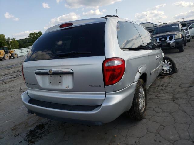 2A4GP54L56R915916 - 2006 CHRYSLER TOWN & COU SILVER photo 4