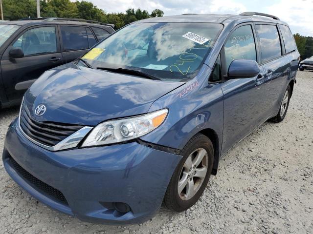 5TDKK3DC5ES458324 - 2014 TOYOTA SIENNA LE BLUE photo 2