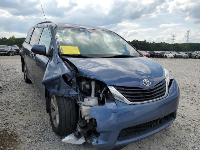 5TDKK3DC5ES458324 - 2014 TOYOTA SIENNA LE BLUE photo 9