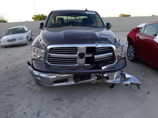 3C6RR7LT0JG265226 - 2018 RAM 1500 SLT GRAY photo 9