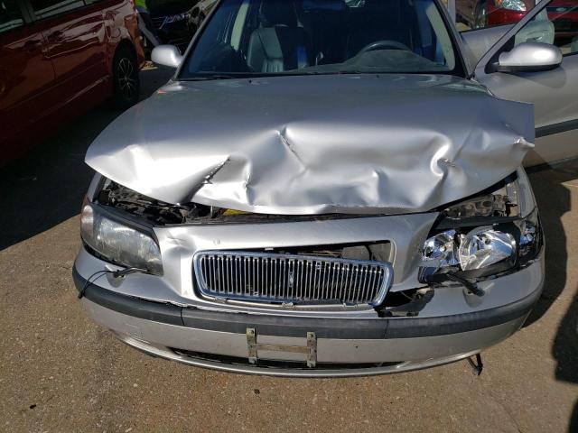 YV1SW58D711128754 - 2001 VOLVO V70 2.4T SILVER photo 7