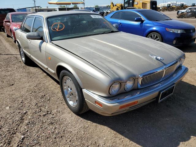 SAJHX1246TC773404 - 1996 JAGUAR XJ6 GOLD photo 1