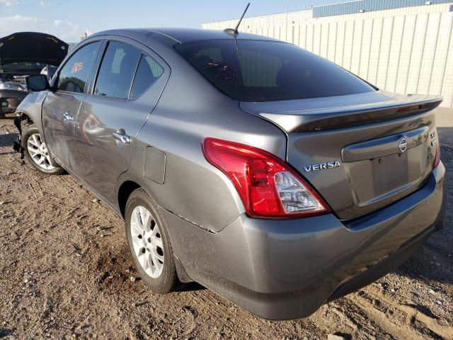 3N1CN7AP8HL879719 - 2017 NISSAN VERSA GRAY photo 3