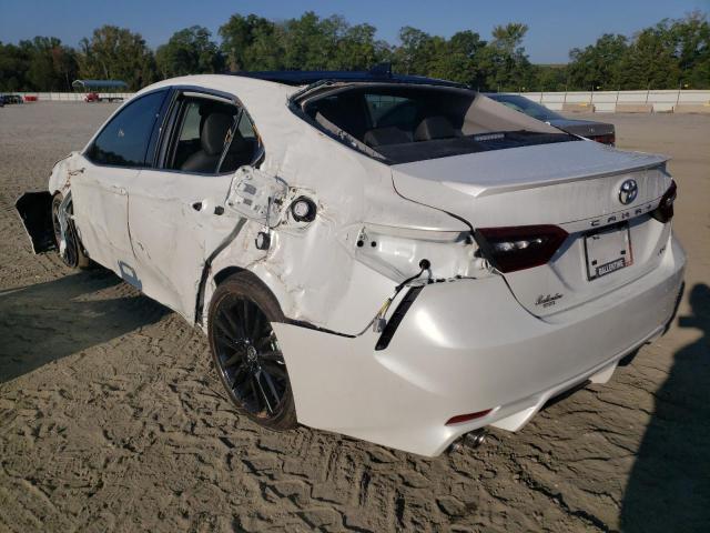 4T1K61AK8NU075666 - 2022 TOYOTA CAMRY XSE WHITE photo 3