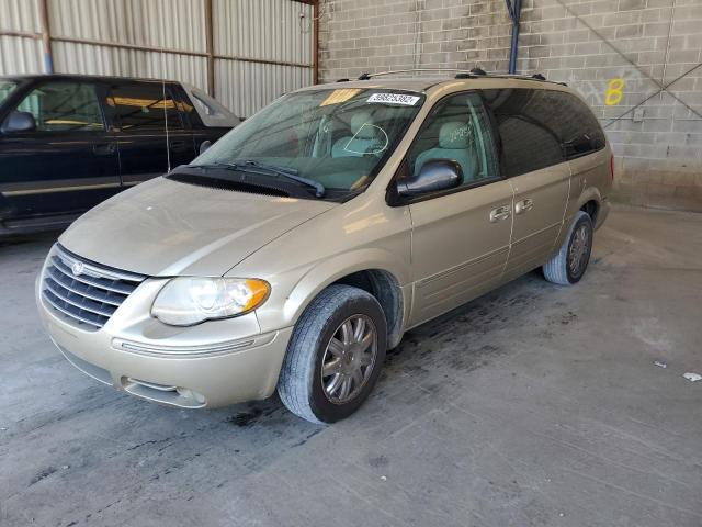 2C8GP64L75R251076 - 2005 CHRYSLER TOWN & COU GOLD photo 2