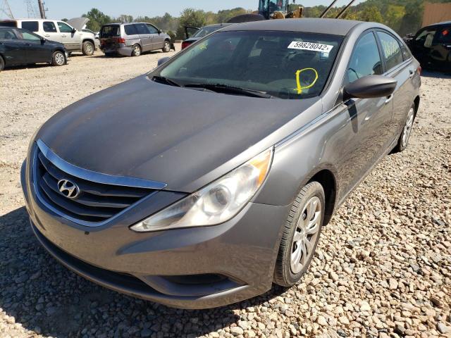 5NPEB4AC2BH231102 - 2011 HYUNDAI SONATA GLS GRAY photo 2